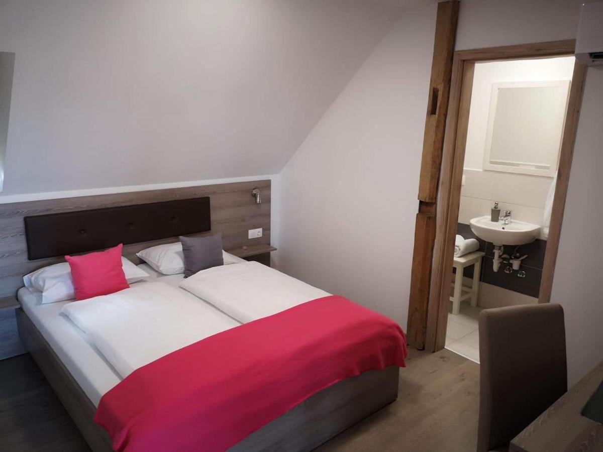 Roze Vendeghaz Hotel Villany Luaran gambar