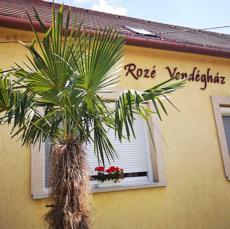 Roze Vendeghaz Hotel Villany Luaran gambar